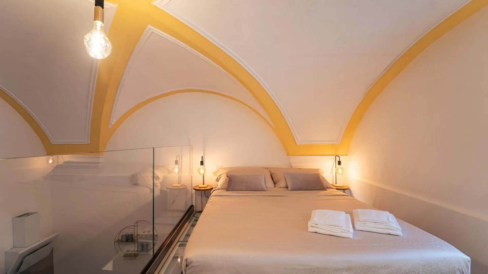 Modern Design Apartment In Historical City Center Κατάνια 0*,